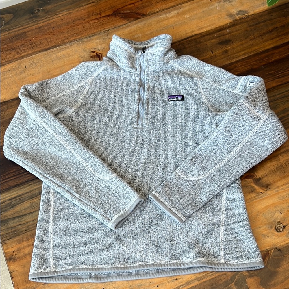 Patagonia Gray 1/4 Zip Up Jacket with Fleece Interior